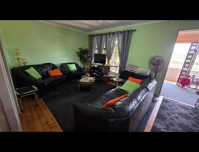 3 BEDROOM HOUSE FOR SALE IN FRAAIUITSIG